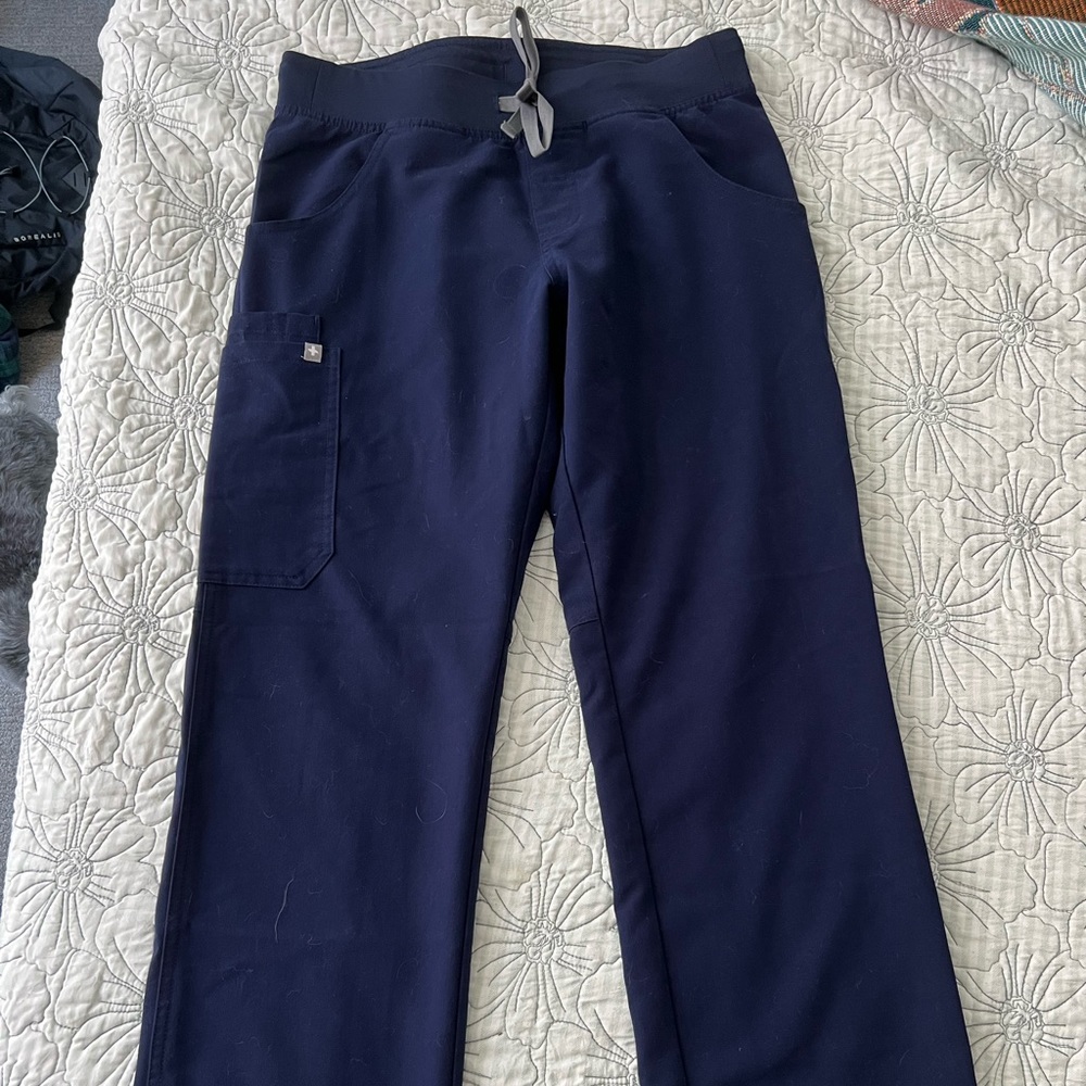 FIGS Kade Cargo Scrub Pants